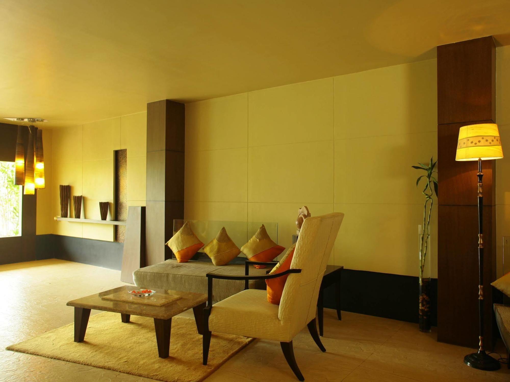 ​Justa Hyderabad Hotel Eksteriør billede